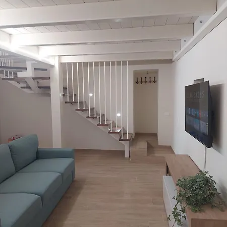 Il Nido Nel Borgo 지노사